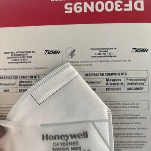 KN95 ORIGINAL BRAND NEW MAKS